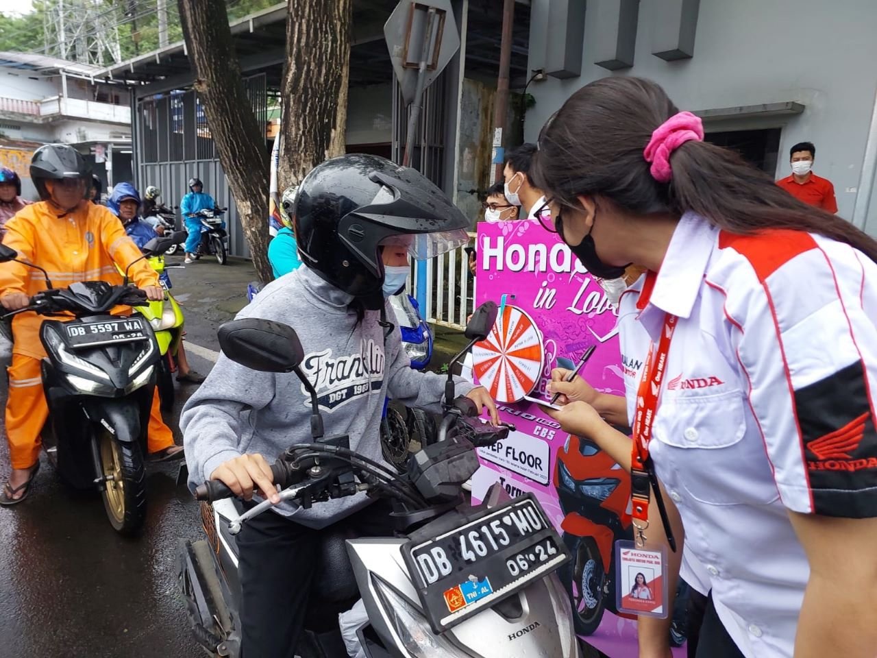 Hari Kasih Sayang, DAW Berikan Promo Spesial Honda in Love Hingga Cintai Motor Matik Hondamu